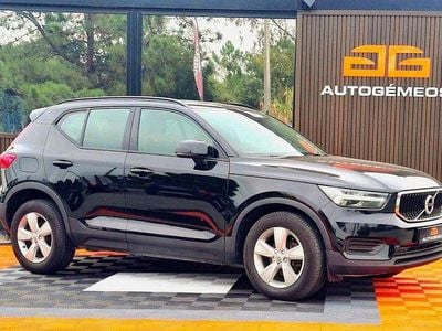 Usado Volvo XC40 Momentum 150 HP (110 kW) 2018 Preto SUV