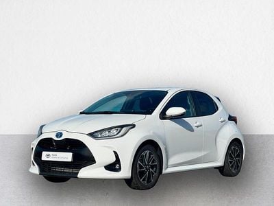 Branco (sólida) Usado 2024 Toyota Yaris Sedan | € 26.000 (Preço elevado)