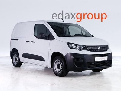 Branco Usado 2023 Peugeot Partner Monovolume | € 14.540 (Bom preço)