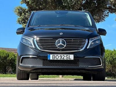 Preto Usado 2022 Mercedes EQV300 Monovolume | € 47.900