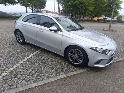 Usado 2019 Mercedes A180 Sedan | € 19.500 (Bom preço)