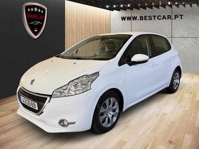 Usado Peugeot 208 68 HP (50 kW) 2013 Branco Citadino
