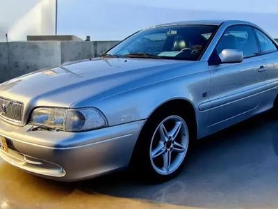 Usado Volvo C70 240 HP (176 kW) 2001 Cinza prata Coupé