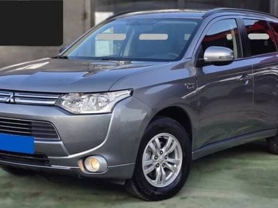 Mitsubishi Outlander P-HEV