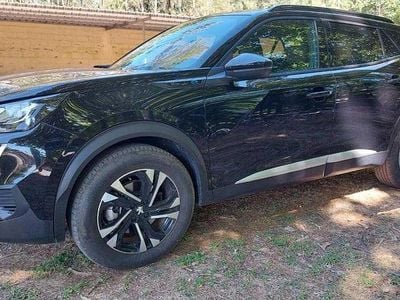 Peugeot e-2008