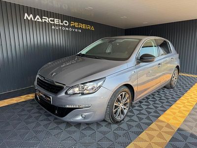 Cinza Usado 2015 Peugeot 308 Style | € 13.750 (Preço justo)