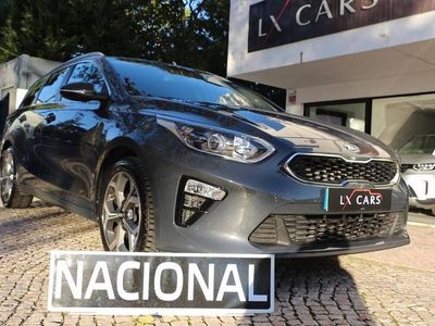 Usado Kia Ceed Sportswagon 140 HP (102 kW) 2019 Cinzento Carrinha