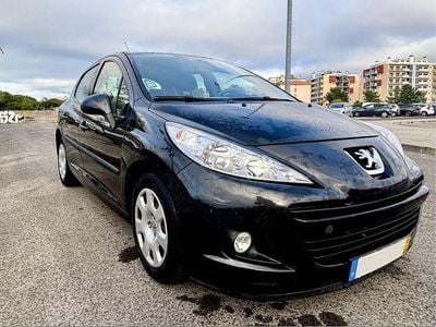 Usado 2010 Peugeot 207 Sedan | € 5.400 (Preço justo)