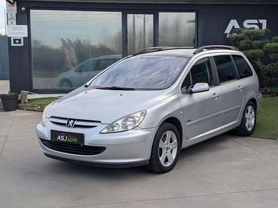 Cinza Usado 2003 Peugeot 307 Premium Carrinha | € 1.950 (Bom preço)