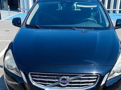 Usado Volvo V60 115 HP (84 kW) 2012 Carrinha