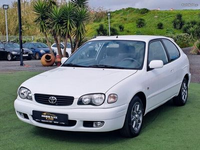 usado Toyota Corolla 1.4 VVT-i 16V 97CV GASOLINA 2000