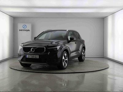 Usado Volvo XC40 Core 163 HP (119 kW) 2025 Preto SUV
