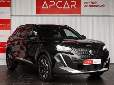 Usado Peugeot 2008 Allure 102 HP (75 kW) 2023 Preto SUV