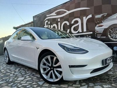 Branco Usado 2020 Tesla Model 3 Long Range AWD Sedan | € 25.990 (Preço justo)