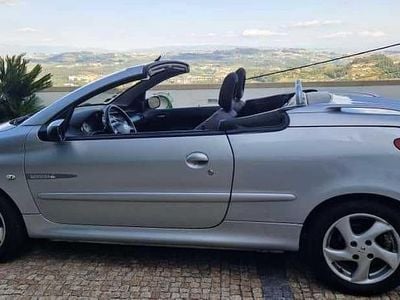 Usado 2005 Peugeot 206 CC Cabrios | € 4.999