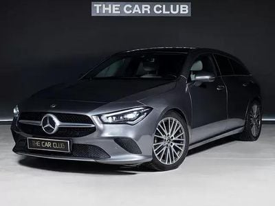 Usado Mercedes CLA200 Shooting Brake Progressive 150 HP (110 kW) 2022 Cinza antracite Carrinha