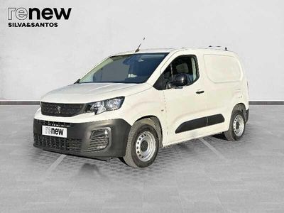 Branco Usado 2023 Peugeot Partner Monovolume | € 14.500