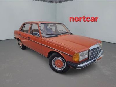 Outra Usado 1978 Mercedes 240 | € 7.500