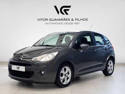 Cinza Usado 2016 Citroën C3 PureTech Citadino | € 9.490 (Preço elevado)