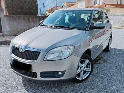 usado Skoda Fabia 1.2 HTP 5 portas