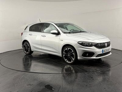 Usado Fiat Tipo 95 HP (69 kW) 2021 Cinzento