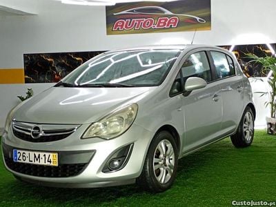 Usado Opel Corsa Enjoy 85 HP (62 kW) 2011 Cinza Citadino