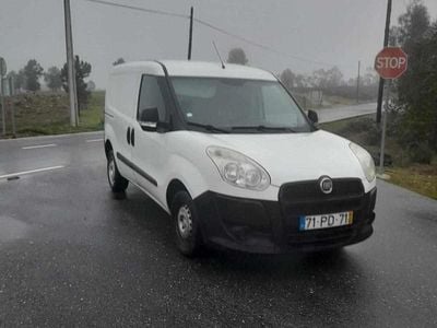 Usado Fiat Doblò 90 HP (66 kW) 2014 Branco Monovolume