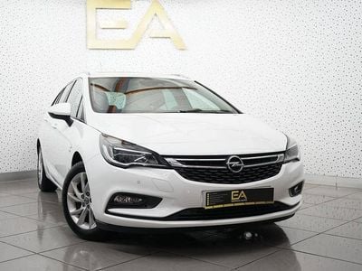 Usado Opel Astra Sport 105 HP (77 kW) 2019 Branco Carrinha
