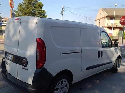 Usado Fiat Doblò 95 HP (69 kW) 2017 Branco Monovolume