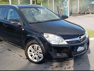 Usado 2008 Opel Astra Sedan | € 3.400 (Preço justo)