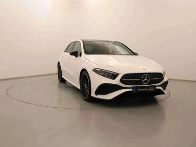 Branco Usado 2025 Mercedes A180 Citadino | € 45.990