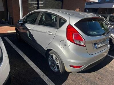 Usado 2013 Ford Fiesta Sedan | € 6.150 (Bom preço)