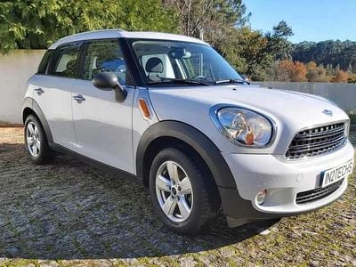 Usado Mini Countryman 90 HP (66 kW) 2016 Branco SUV