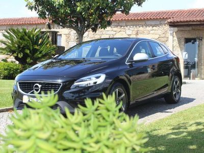 usado Volvo V40 2.0 D3 R-Design Momentum