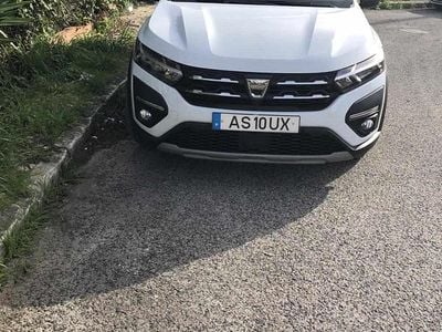 Branco Usado 2022 Dacia Jogger Monovolume | € 10.000