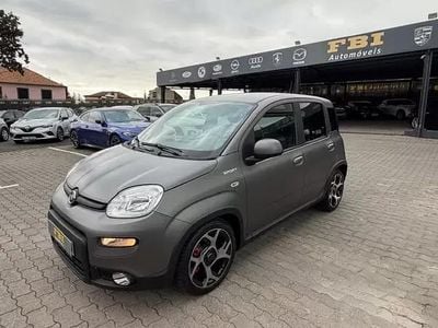 Cinzento Usado 2022 Fiat Panda Sport | € 10.900 (Preço justo)