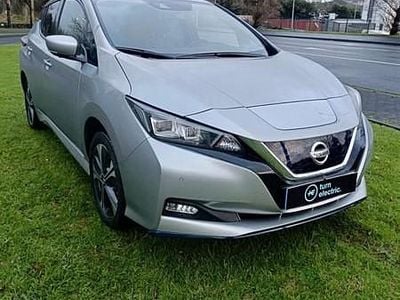 Usado Nissan Leaf Tekna 160 kW (218 HP) 2021 Cinza Citadino
