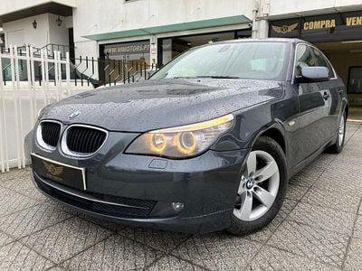 Usado BMW 520 Sport Line 177 HP (130 kW) 2009 Cinza Sedan
