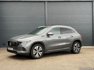 Mercedes EQA250