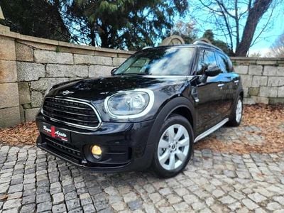 Usado Mini Countryman 116 HP (85 kW) 2018 Preto SUV
