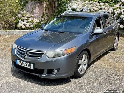 Cinza Usado 2011 Honda Accord Executive Carrinha | € 15.700