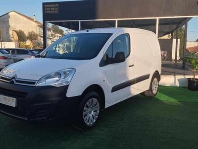 Branco Usado 2018 Citroën Berlingo Monovolume | € 6.300