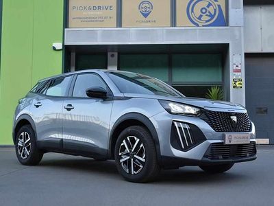 Usado Peugeot 2008 136 HP (100 kW) 2025 Cinzento SUV