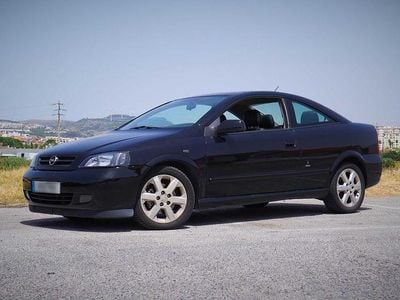 Usado 2001 Opel Astra Edition Coupé | € 3.200 (Preço justo)