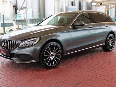 Usado Mercedes C220 Avantgarde 170 HP (125 kW) 2016 Cinza Carrinha