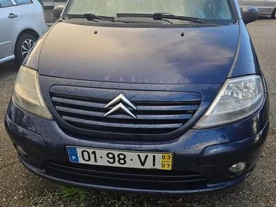 Usado Citroën C3 92 HP (67 kW) 2003 Azul escuro