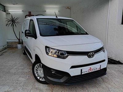 Usado Toyota Proace 102 HP (75 kW) 2022 Branco Monovolume