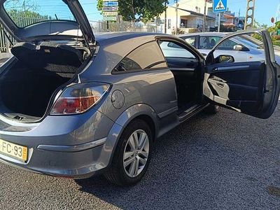 Opel Astra GTC