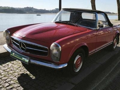 Vermelho Usado 1965 Mercedes SL500 | € 120.000