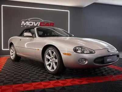 Usado Jaguar XKR 363 HP (266 kW) 2001 Cinzento Cabrios